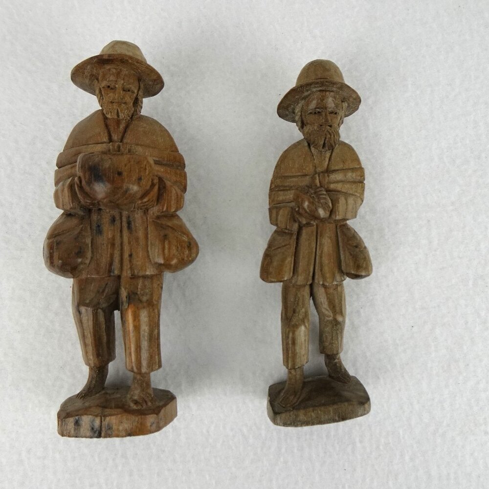Vtg 6" Ecuador Hand-Carved Wood Figurines TWO Traveling Man Bowl in Hand w Bags